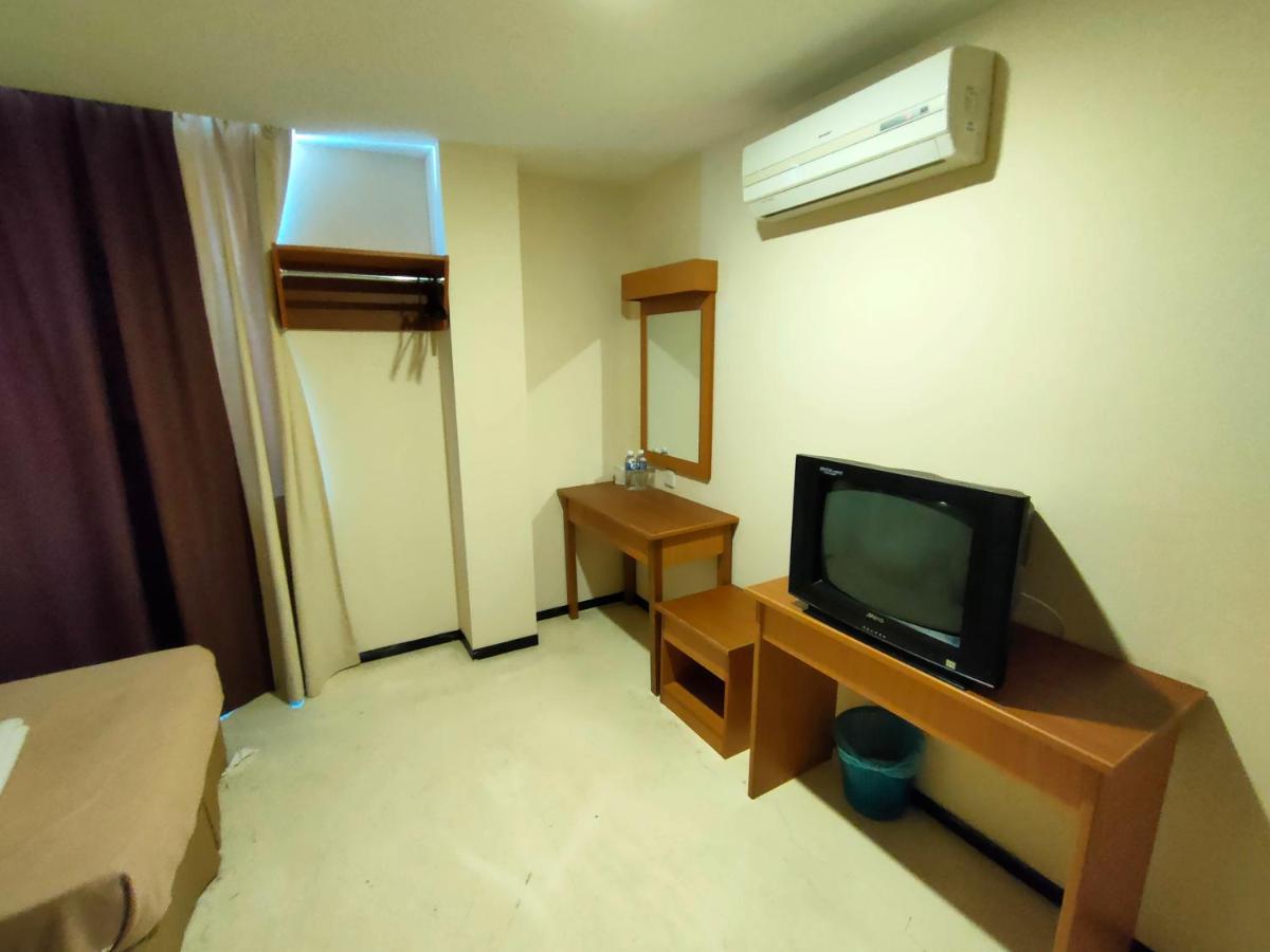 Mrc Hotel Melaka Raya Exteriör bild