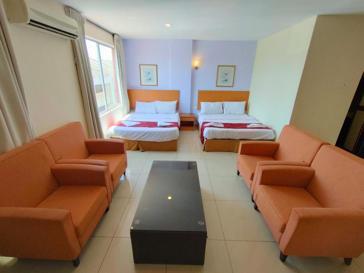 Mrc Hotel Melaka Raya Exteriör bild