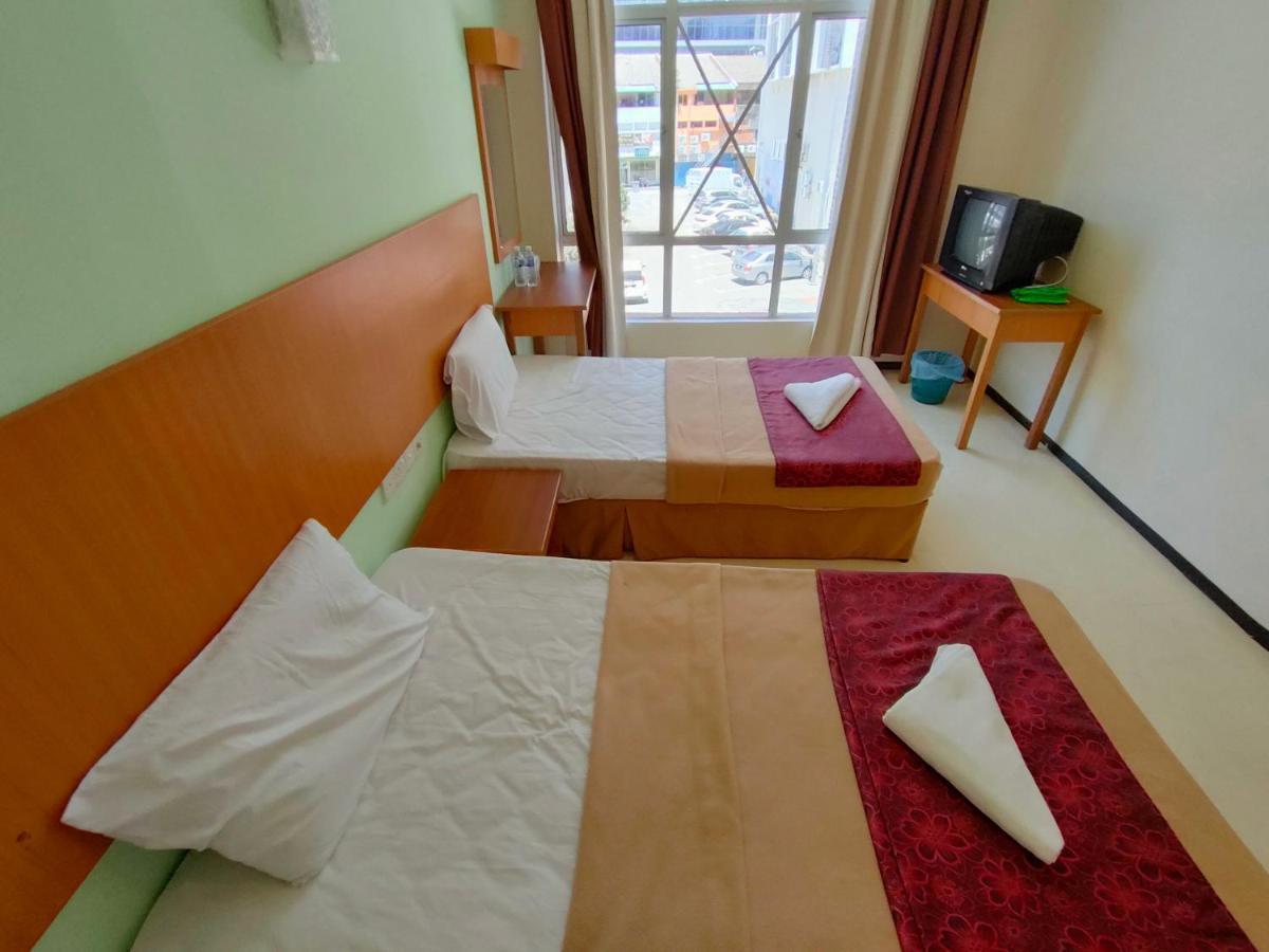Mrc Hotel Melaka Raya Exteriör bild