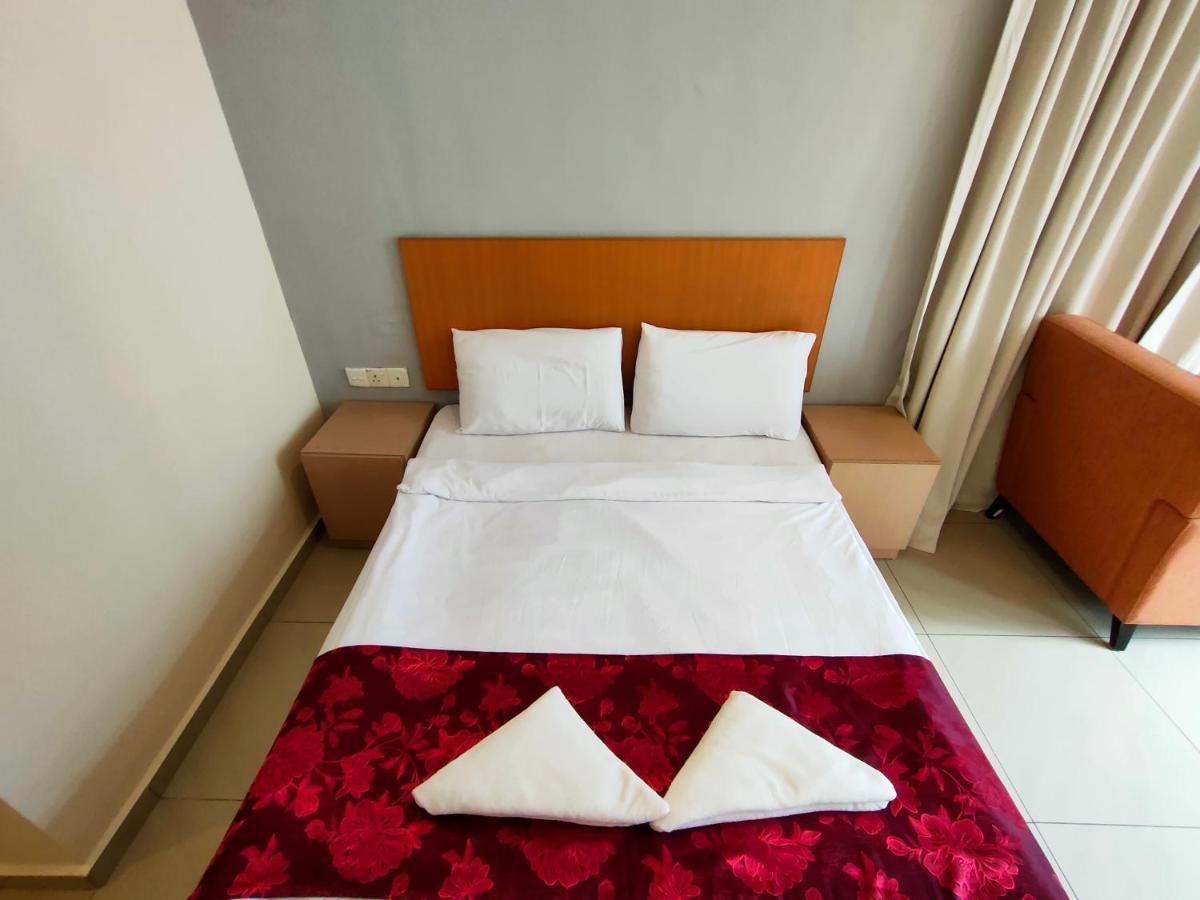 Mrc Hotel Melaka Raya Exteriör bild