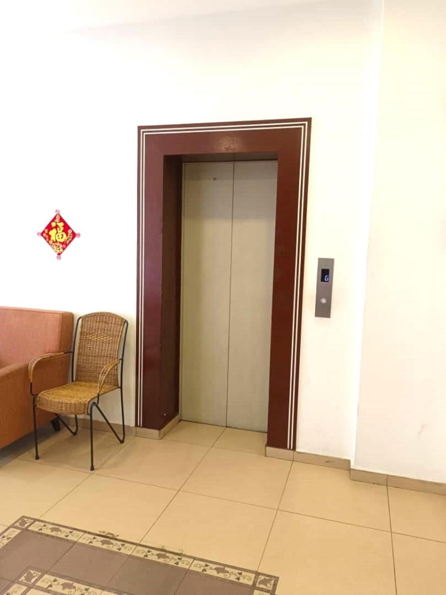 Mrc Hotel Melaka Raya Exteriör bild
