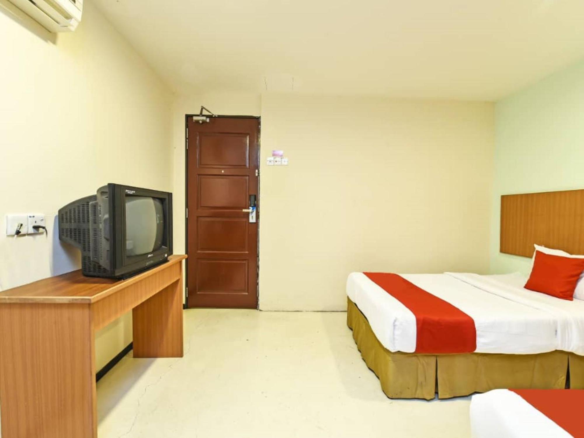 Mrc Hotel Melaka Raya Exteriör bild