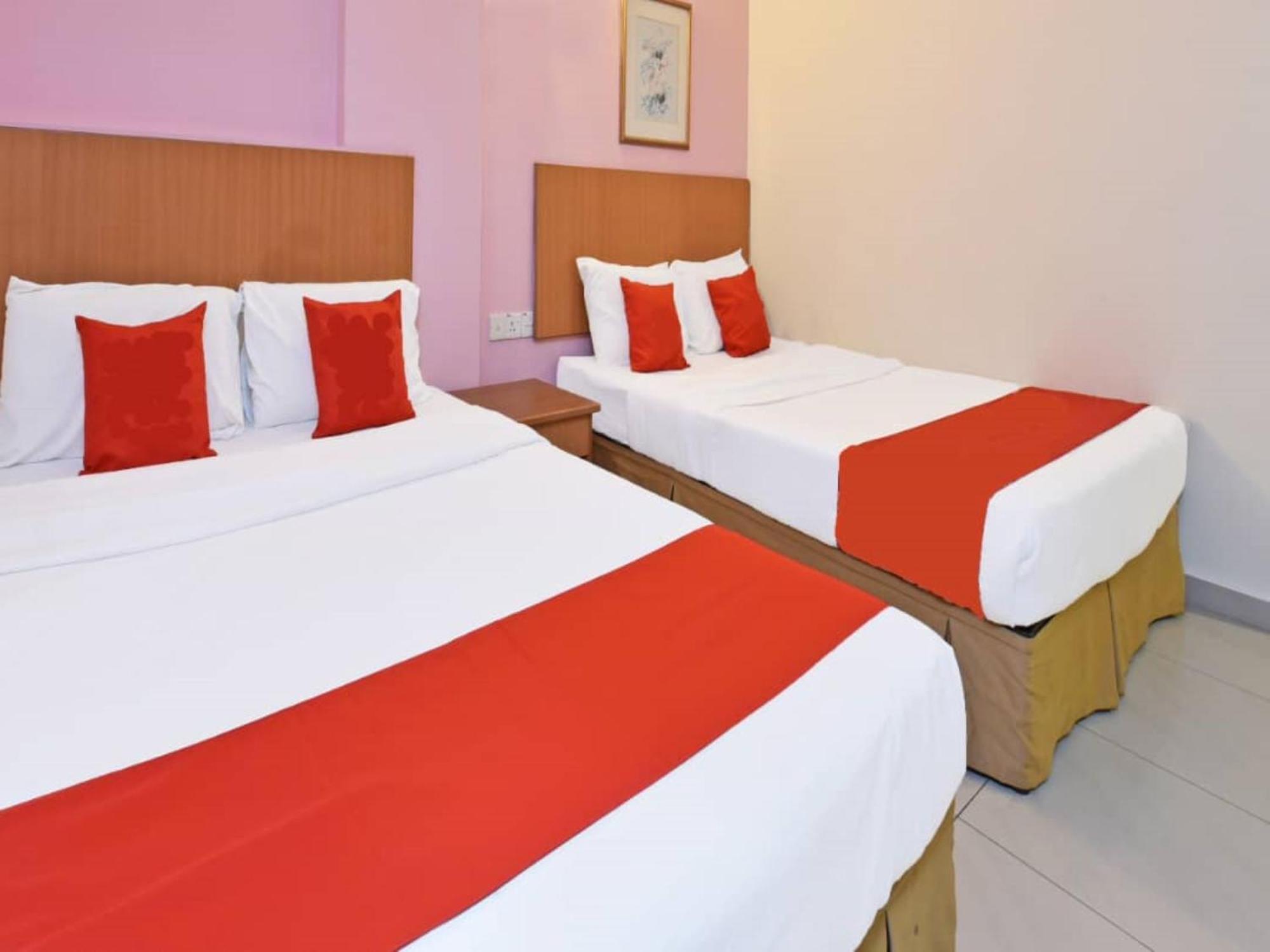Mrc Hotel Melaka Raya Exteriör bild