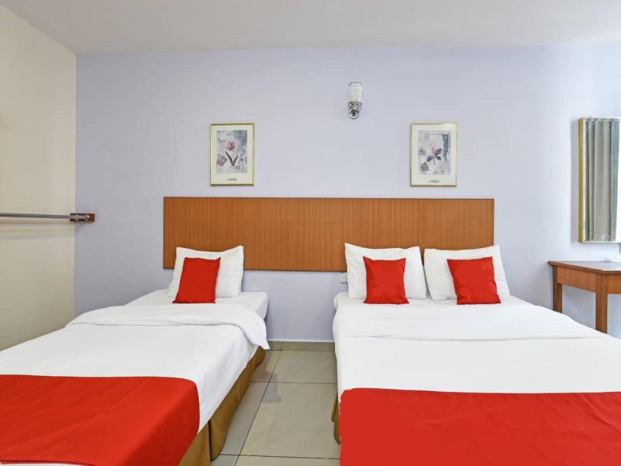 Mrc Hotel Melaka Raya Exteriör bild